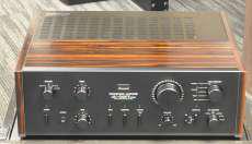 プリメインアンプ|SANSUI