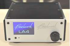 コントロールアンプ|BENCHMARK