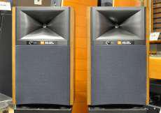 スピーカー|JBL