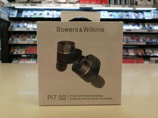 ノイズキャンセリングイヤホン|BOWERS & WILKINS