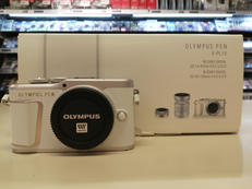 ミラーレス一眼 レンズキット|OLYMPUS