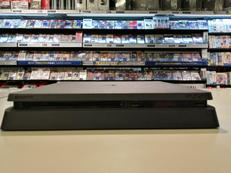 プレイステーション4本体|SONY