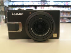 デジタルカメラ|PANASONIC