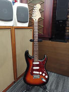 ストラトキャスタータイプ|SQUIER