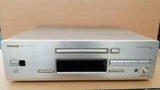 CDプレーヤー|ONKYO