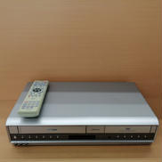 DVD/VHSデッキ|TOSHIBA