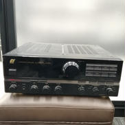 プリメインアンプ|SANSUI