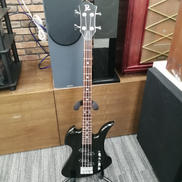 エレキベース|B.C.RICH