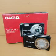 デジタルカメラ|CASIO