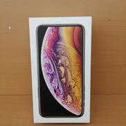 IPHONE XS|APPLE/DOCOMO