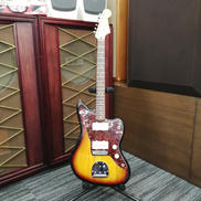 エレキギター|SQUIER