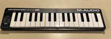 MIDIキーボード|M-AUDIO