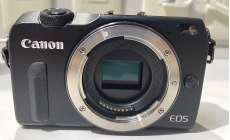 ミラーレス一眼|CANON