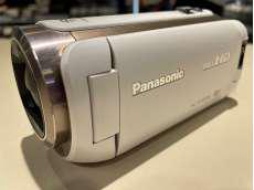 Panasonic HC-V300M　ジャンク品 Panasonic Digital HDTV 38X V300 32GB Gold HC-V300M-C