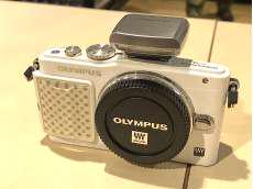 ミラーレス一眼|OLYMPUS
