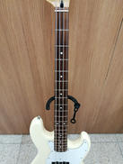 エレキベース|FENDER