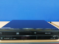DVD/VHSデッキチューナー付|PANASONIC
