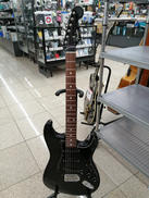 ストラトキャスタータイプ|FENDER