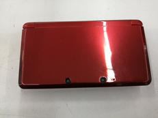 綺麗な赤色の3DS|NINTENDO / 任天堂