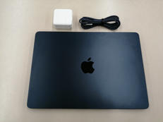 MACBOOK　AIR|APPLE