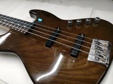 エレキベース|FENDER JAPAN