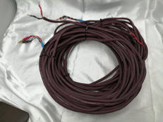 スピーカーケーブル|AUDIOQUEST