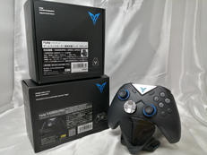 ワイヤレスコントローラー/専用充電台|FLYDIGI