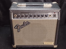 ギターアンプ|FENDER