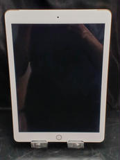 IPAD 5TH|APPLE/DOCOMO