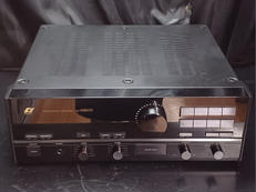 プリメインアンプ|SANSUI