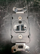 壁コンセント|FURUTECH