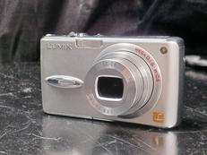 デジカメ|PANASONIC