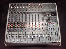 ミキサー|BEHRINGER