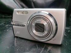 デジタルカメラ|OLYMPUS