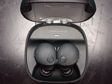 ワイヤレスイヤホン|AUDIO-TECHNICA