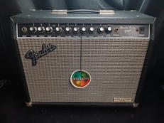 ギターアンプ|FENDER