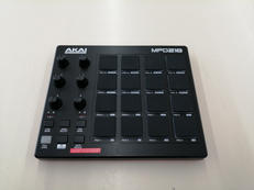 MIDIコントローラー|AKAI