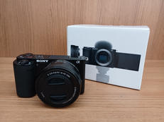 ミラーレス一眼 パワーズームレンズキット|SONY