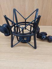 ラージダイアフラム・コンデンサーマイク用ショックマウント|RODE