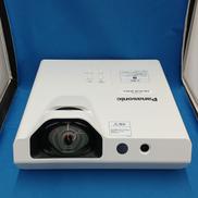 プロジェクター/PT-TW343RJ|PANASONIC