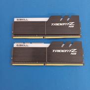 DDR4/F4-3200C16D-16GTZRX|G.SKILL