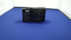 2030万画素の高感度MOSセンサーを搭載したデジタルカメラ|PANASONIC