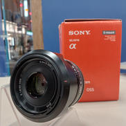 単焦点レンズ|SONY