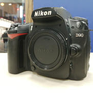 デジタル一眼レフボディ|NIKON