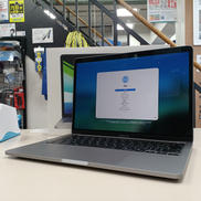 MACBOOK PRO|APPLE