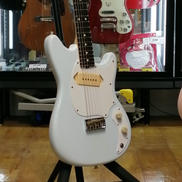 エレキギター|RED HOUSE