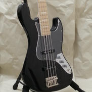 エレキベース|BACCHUS