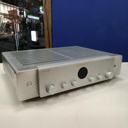 プリメインアンプ|MARANTZ