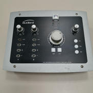 オーディオインターフェィス|AUDIENT