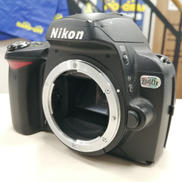デジタル一眼レフ ボディ|NIKON